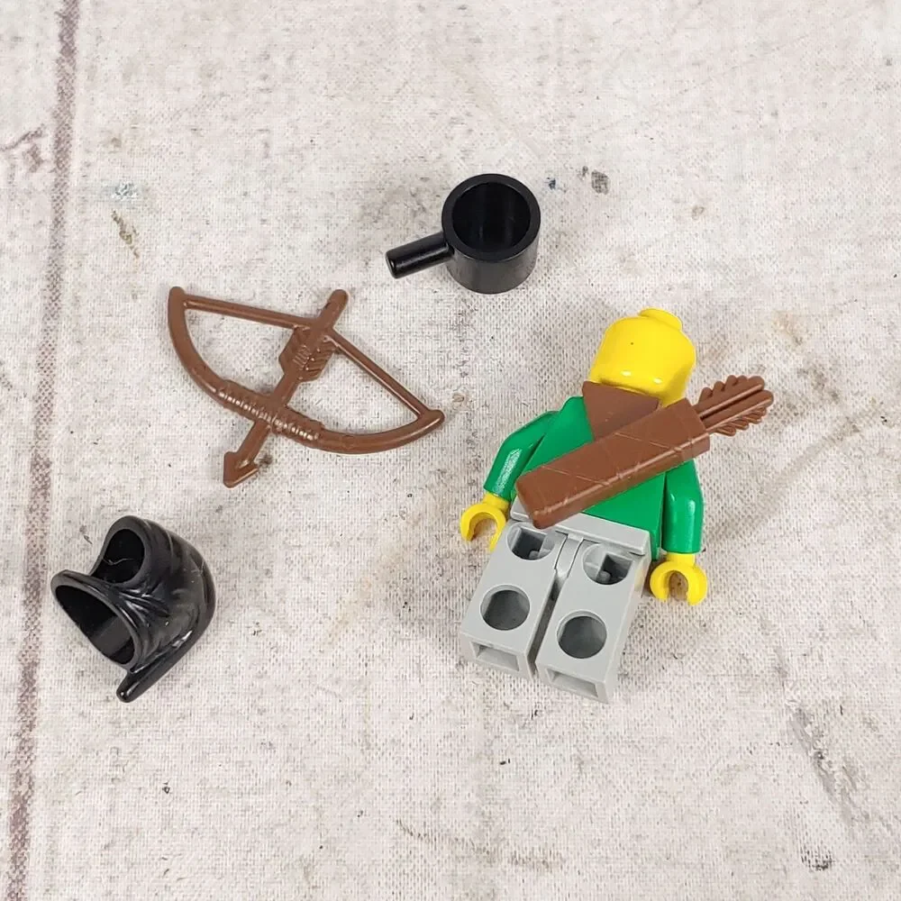 Lego Dark Forestman 3 Minifigure w/ Quiver + Bow - Castle 6024 6079 cas008